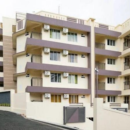 Ruby Hotel Apartments Kochi Luaran gambar