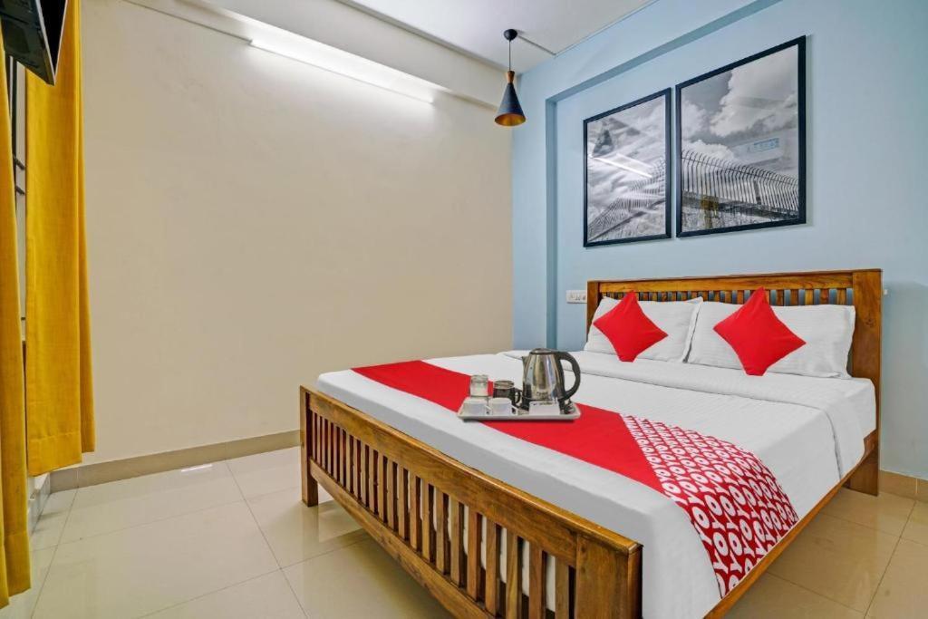 Ruby Hotel Apartments Kochi Luaran gambar