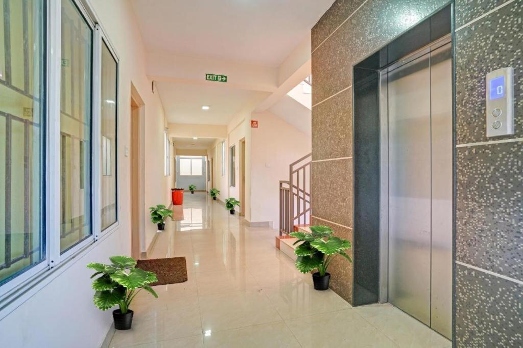 Ruby Hotel Apartments Kochi Luaran gambar